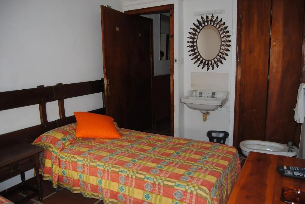 Hostal Colonia Roses 0*,  Spain